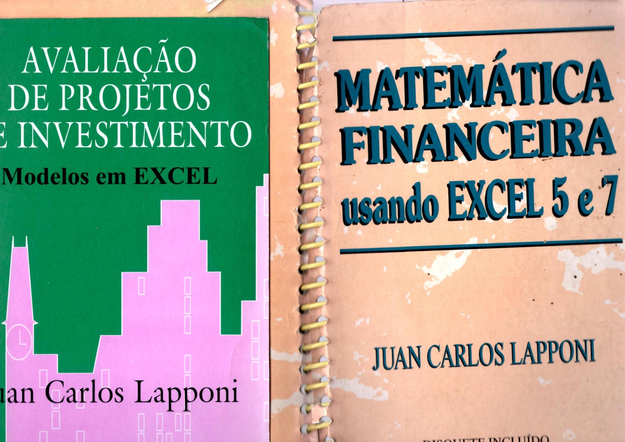 Livro técnico de apoio profissional